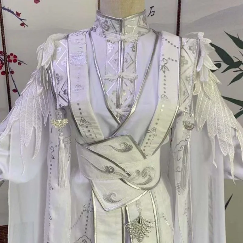 Chu Wanning Cosplay Costume White Hanfu from The Husky and His White Cat Shizun for Cosplay
Chu Wanning Cosplay Costume White Hanfu from The Husky and His White Cat Shizun for Cosplay