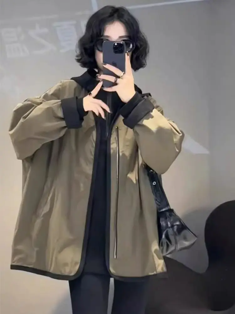 Double-Sided Wear V-Ne Windbreaker Women's Loose Fit Baseball Sle Spring Autumn New Arrival Slimming Medium-Length Coat
Double-Sided Wear V-Ne Windbreaker Women's Loose Fit Baseball Sle Spring Autumn New Arrival Slimming Medium-Length Coat