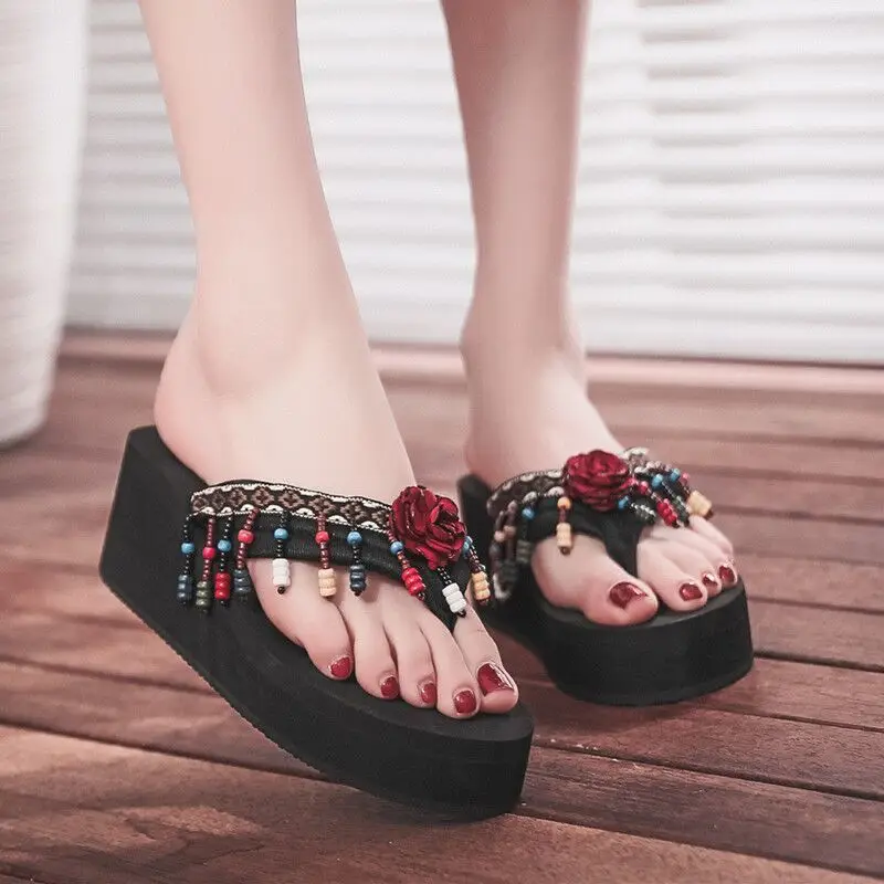Platform Slides Outside Flip Flops Shoes for Women on Beach Heeled Sandals Designer Luxury Non Slip Top Designs Woman Slippers
Platform Slides Outside Flip Flops Shoes for Women on Beach Heeled Sandals Designer Luxury Non Slip Top Designs Woman Slippers