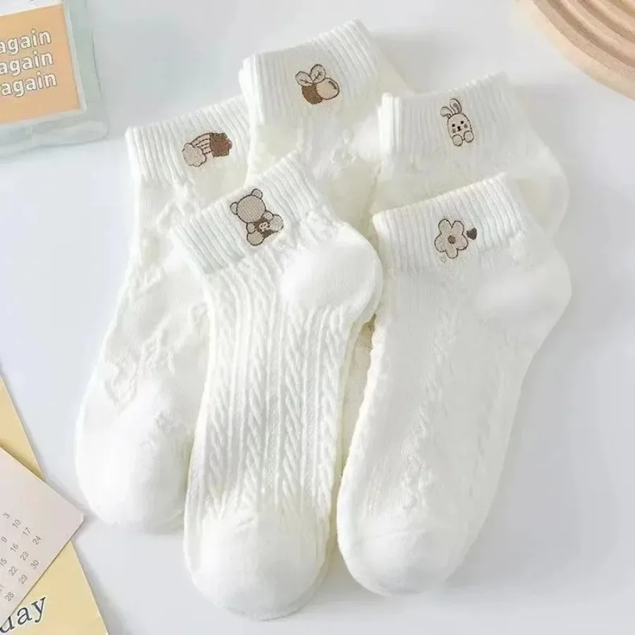 10 Pairs of White Cartoon Pattern Socks, Fashionable Autumn and Winter Socks, Suitable for Daily Wear and Basketball Sports
10 Pairs of White Cartoon Pattern Socks, Fashionable Autumn and Winter Socks, Suitable for Daily Wear and Basketball Sports
