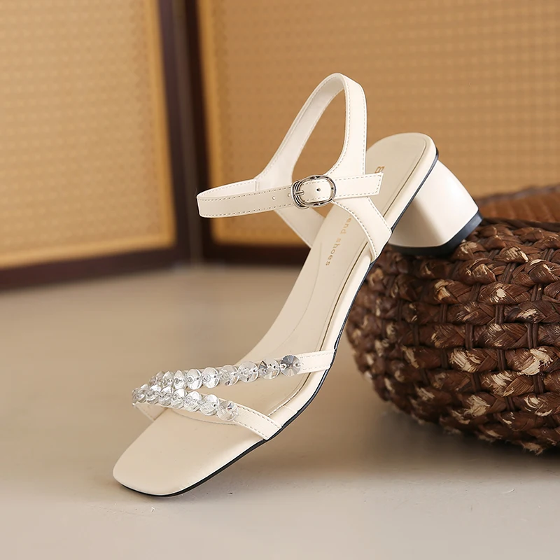 Elegant French Style Square Head High Heels Sandals Women Summer Fashion Outdoor Wear Comfortable Thick Heel One Strap Fairy
Elegant French Style Square Head High Heels Sandals Women Summer Fashion Outdoor Wear Comfortable Thick Heel One Strap Fairy