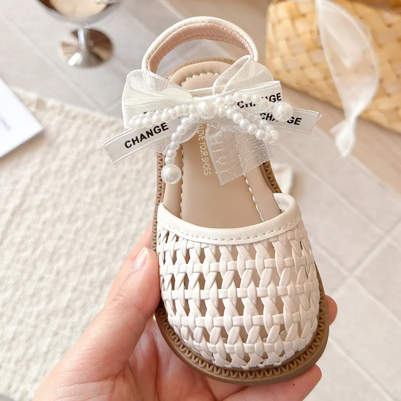 Summer 2026 Girls Sandals Fashion Weave Cut-outs Little Girl Shoes Leather Bow Girls Mesh Shoes size22-33
Summer 2026 Girls Sandals Fashion Weave Cut-outs Little Girl Shoes Leather Bow Girls Mesh Shoes size22-33