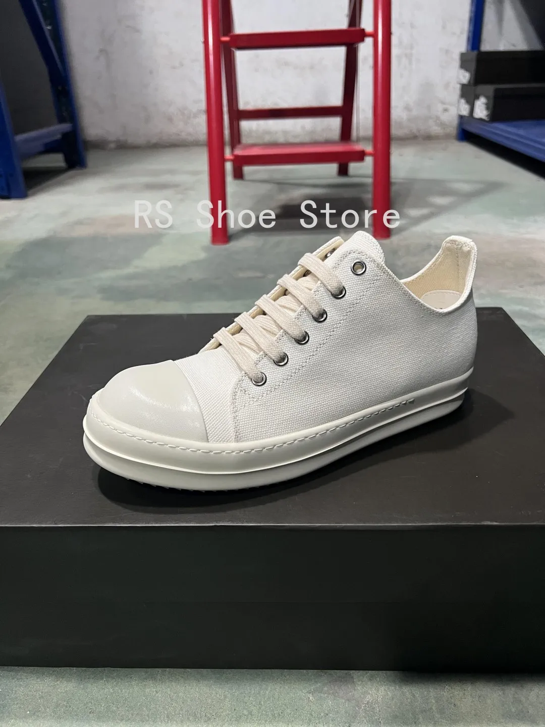 Ro Geobasket Men Casual Shoes Beige Canvas Low Top Shoe Sneaker Thick Sole Lace Up Luxury Women Sneakers
Ro Geobasket Men Casual Shoes Beige Canvas Low Top Shoe Sneaker Thick Sole Lace Up Luxury Women Sneakers