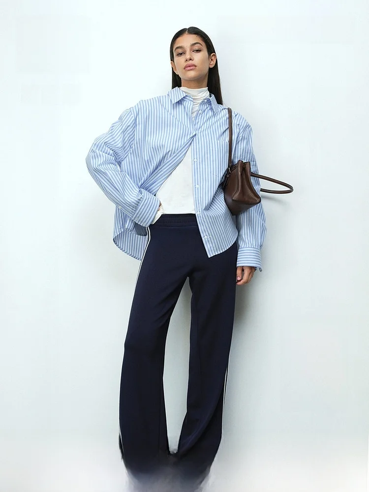 H&M Women's Shirt Summer New Intellectual Striped Aesthetic Large Silhouette Silk Shirt Top Casual Style Loose Fit Long Sleev...
H&M Women's Shirt Summer New Intellectual Striped Aesthetic Large Silhouette Silk Shirt Top Casual Style Loose Fit Long Sleev...