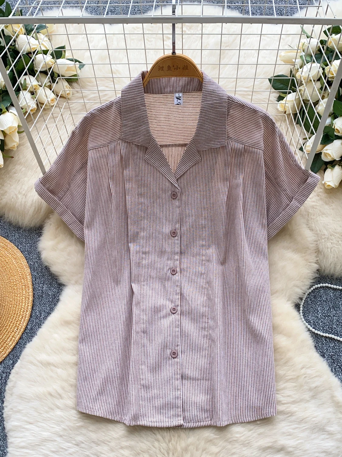 Casual Commute Sle Striped irt Women's ort Sve Turn-down Collar Suit Jaet 2025 Summer Faion Versatile Single But... 
Casual Commute Sle Striped irt Women's ort Sve Turn-down Collar Suit Jaet 2025 Summer Faion Versatile Single But...