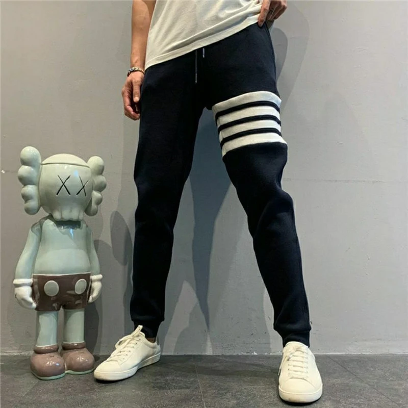 Autumn 2025 New Men's Sports Pants Loose Men's Sweatpants Trendy Leg Pants Men's Trendy Casual Pants
Autumn 2025 New Men's Sports Pants Loose Men's Sweatpants Trendy Leg Pants Men's Trendy Casual Pants