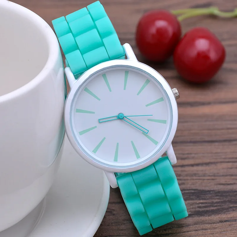 Women Fashion Watch Luxury Casual Quartz Wrist Watch Waterproof Silicone Band Sports Analog Ladies Watches Relogio Feminino
Women Fashion Watch Luxury Casual Quartz Wrist Watch Waterproof Silicone Band Sports Analog Ladies Watches Relogio Feminino