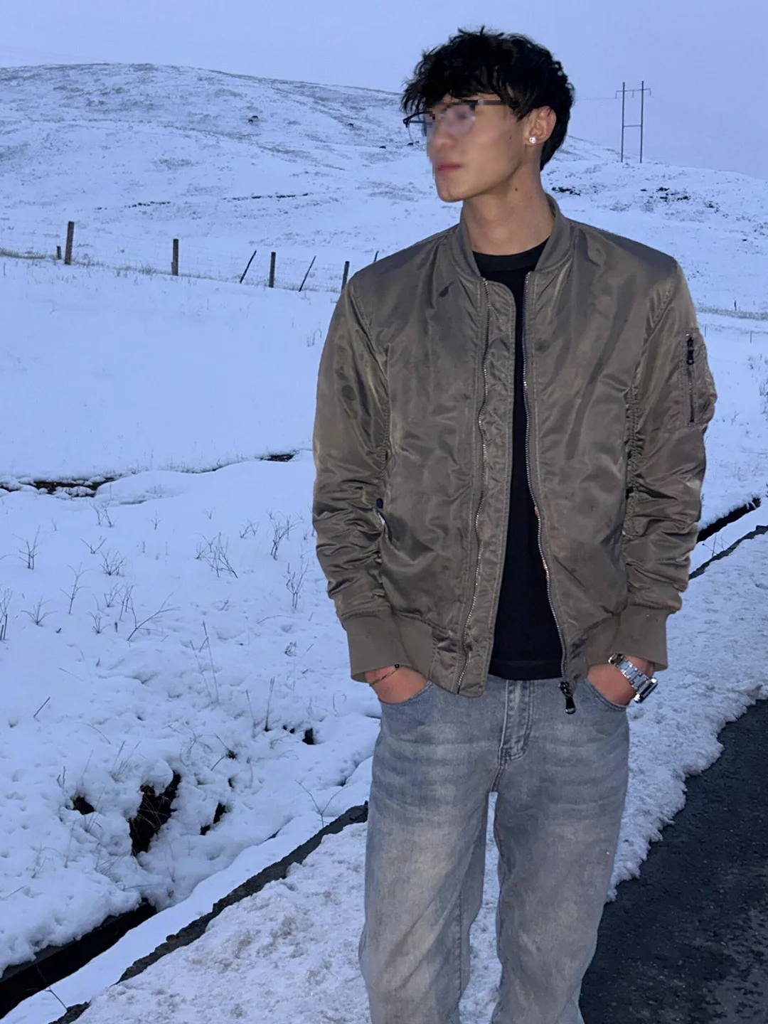 Мужская утепленная хлопковая куртка-бомбер в американском стиле, осенне-зимняя, с воротником-стойкой, рабочая одежда, бейсбольный стиль, Cleanfit, верхняя одежда
Мужская утепленная хлопковая куртка-бомбер в американском стиле, осенне-зимняя, с воротником-стойкой, рабочая одежда, бейсбольный стиль, Cleanfit, верхняя одежда