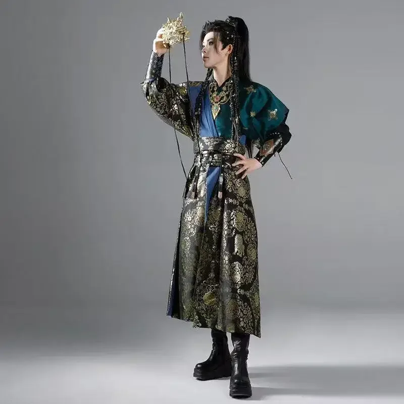 Men's Tang Dynasty Round Neck Robe Vintage Half Sleeve Swordsman Cosplay Costume Boys Classic Traditional Gold Woven Hanfu Dress
Men's Tang Dynasty Round Neck Robe Vintage Half Sleeve Swordsman Cosplay Costume Boys Classic Traditional Gold Woven Hanfu Dress