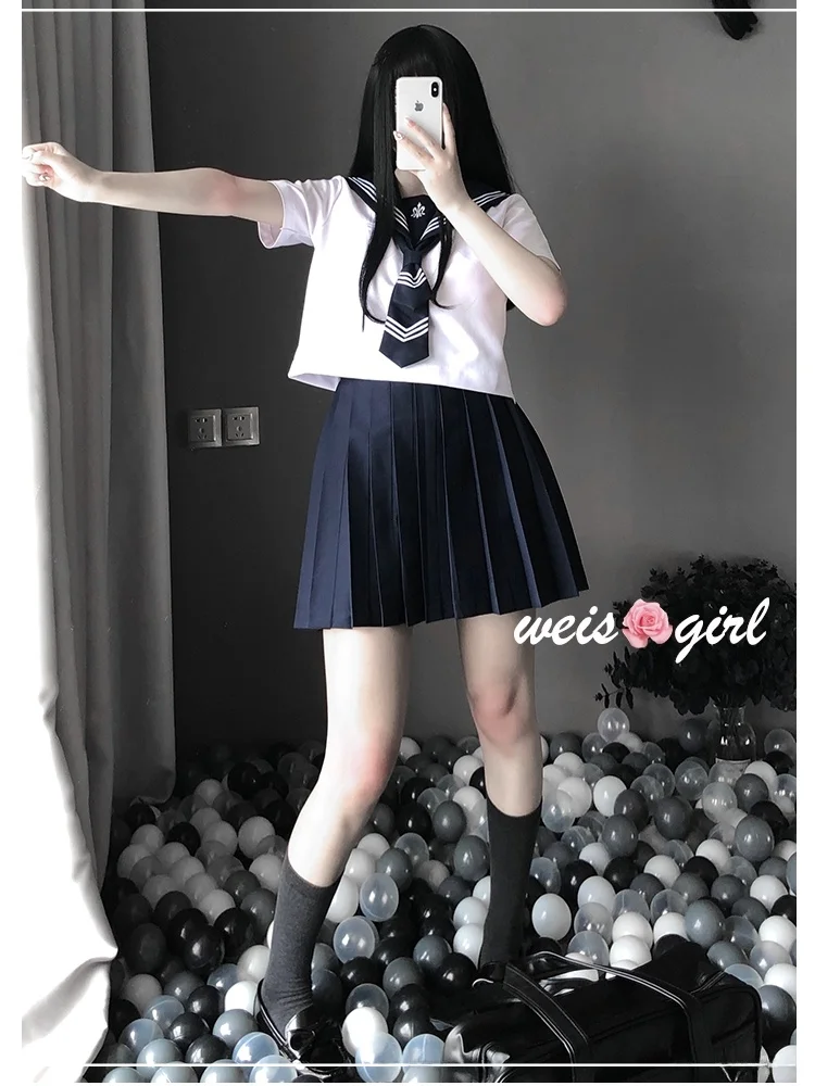Sexy Sailor Suit Set Weisil Japanese Style College Atmosphere Temptation Student Uniform Polyester Material Winter Collection
Sexy Sailor Suit Set Weisil Japanese Style College Atmosphere Temptation Student Uniform Polyester Material Winter Collection