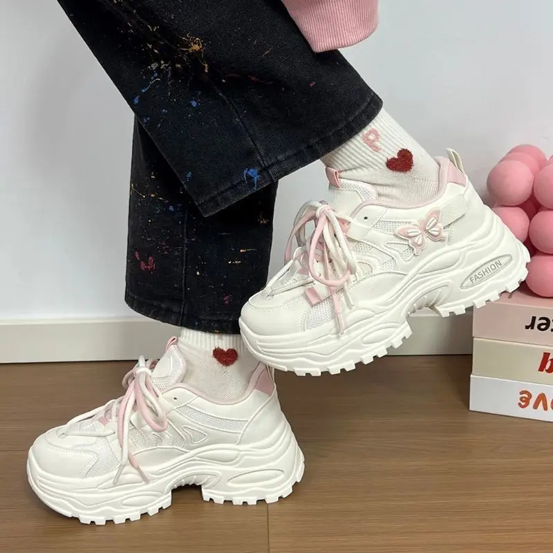 2026 Summer Novel Female Flutter Thin Lifted Thick Chic Versatile Retro Trainer Shoe
2026 Summer Novel Female Flutter Thin Lifted Thick Chic Versatile Retro Trainer Shoe