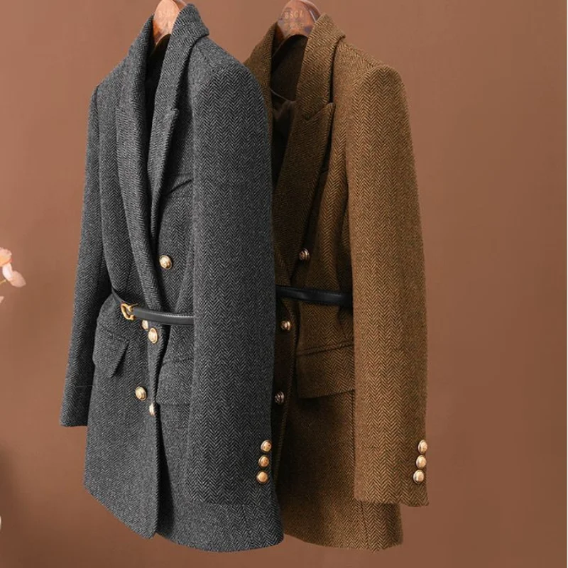 Vintage Elegant Female Wool Jacket New Temperament Double-Breasted Women Blazer Coat Autumn Winter Ladies Suit Tops Outerwe
Vintage Elegant Female Wool Jacket New Temperament Double-Breasted Women Blazer Coat Autumn Winter Ladies Suit Tops Outerwe