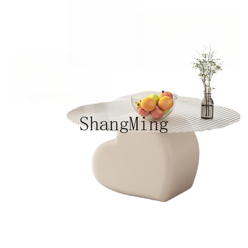 LXY simple household small apartment living room balcony bedroom special-shaped heart-shaped glass small tea table
LXY simple household small apartment living room balcony bedroom special-shaped heart-shaped glass small tea table
