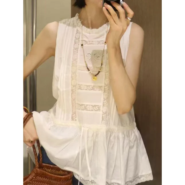 Elegant Embroidered Lace Trim Splice Belted Sleeveless Shirt Top Lightweight Summer 2026 French Style Women's Fashion
Elegant Embroidered Lace Trim Splice Belted Sleeveless Shirt Top Lightweight Summer 2026 French Style Women's Fashion