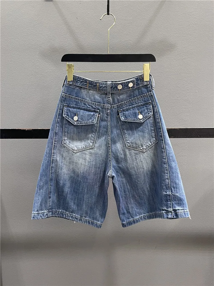 Retro High Waist Loose Fit Straight Leg Jeans Women's Five-Quarter Pants Back Zipper Casual Summer Denim Wide Leg Pants
Retro High Waist Loose Fit Straight Leg Jeans Women's Five-Quarter Pants Back Zipper Casual Summer Denim Wide Leg Pants