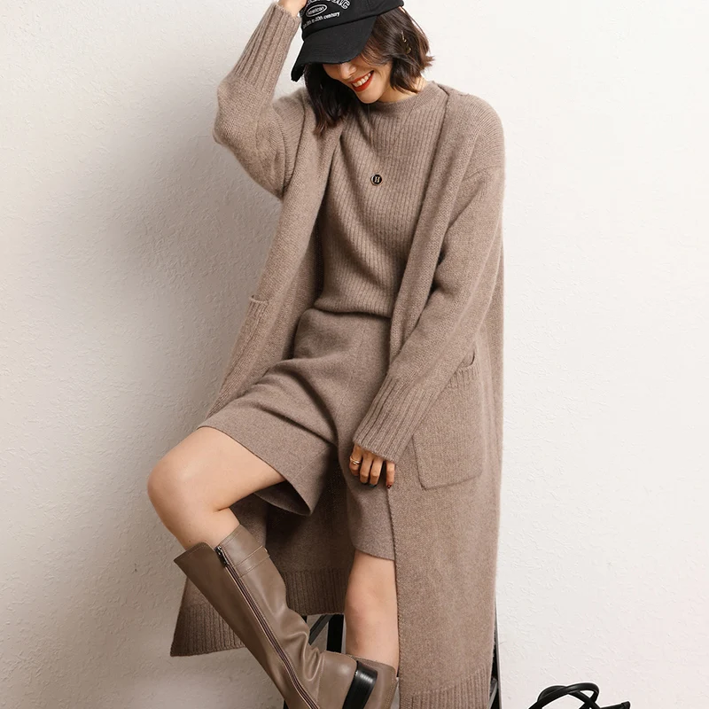 Medium To Long Cashmere Thick Cardigan Women's Solid Color Luxury Fashion Lazy Style Warm And Soft Cashmere Knit SweaterOvercoat
Medium To Long Cashmere Thick Cardigan Women's Solid Color Luxury Fashion Lazy Style Warm And Soft Cashmere Knit SweaterOvercoat