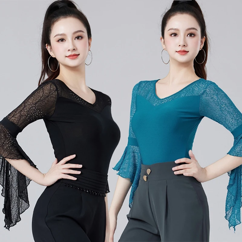 Summer Latin Dance Top Standard Ballroom Dancewear Practice Clothes Black Floating Sleeve Tops Female Dancer Training Wear 2036
Summer Latin Dance Top Standard Ballroom Dancewear Practice Clothes Black Floating Sleeve Tops Female Dancer Training Wear 2036