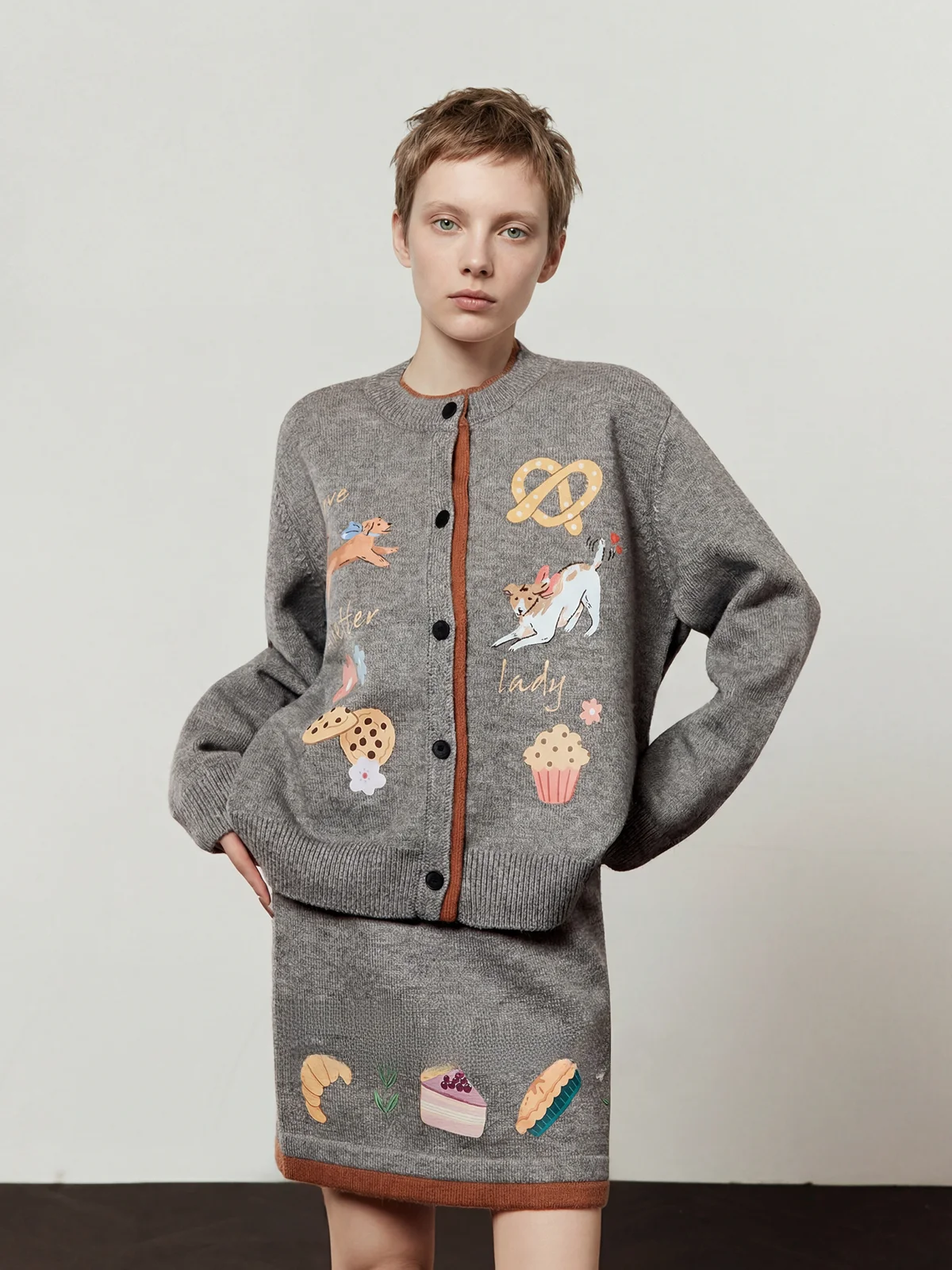 Gray Knitted Sweater Set Women's Loose Open Cardigan Slimming Top Half Skirt Fashionable Ensemble Winter Season Long Sleeve
Gray Knitted Sweater Set Women's Loose Open Cardigan Slimming Top Half Skirt Fashionable Ensemble Winter Season Long Sleeve
