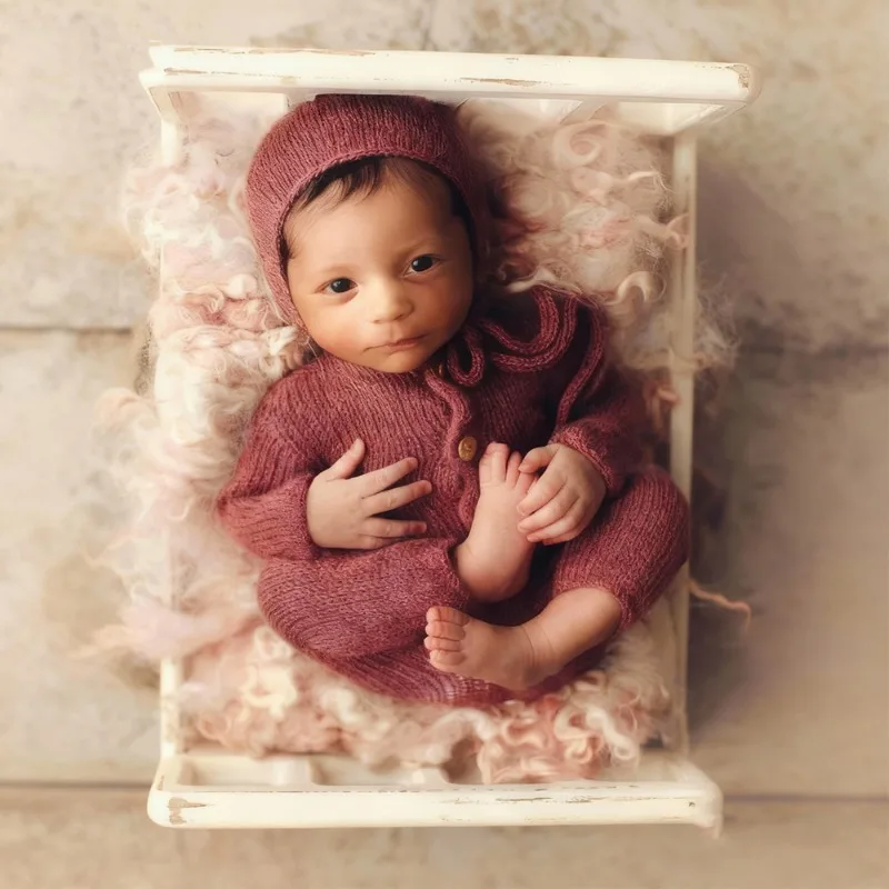 Newborn Photography Props Rustic Handcrafted Detachable Vintage Wooden Bed for Studio Baby Professional Photoshoots Crib
Newborn Photography Props Rustic Handcrafted Detachable Vintage Wooden Bed for Studio Baby Professional Photoshoots Crib