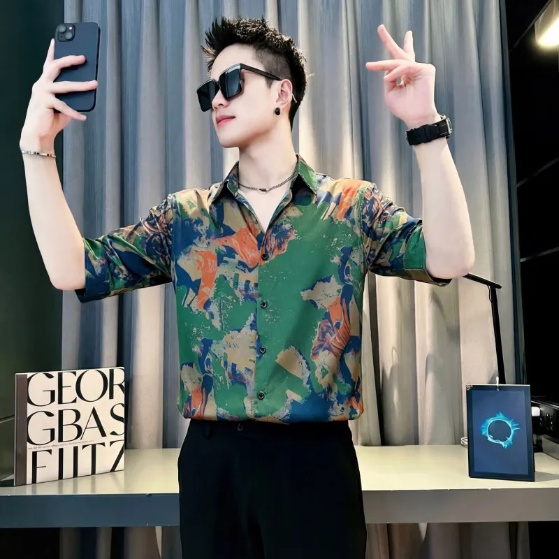 Fashionable Korean Style Men's Printed Shirt Slim Fit Casual Floral Pattern Half Sleeve Breathable Comfortable Summer Shirt
Fashionable Korean Style Men's Printed Shirt Slim Fit Casual Floral Pattern Half Sleeve Breathable Comfortable Summer Shirt