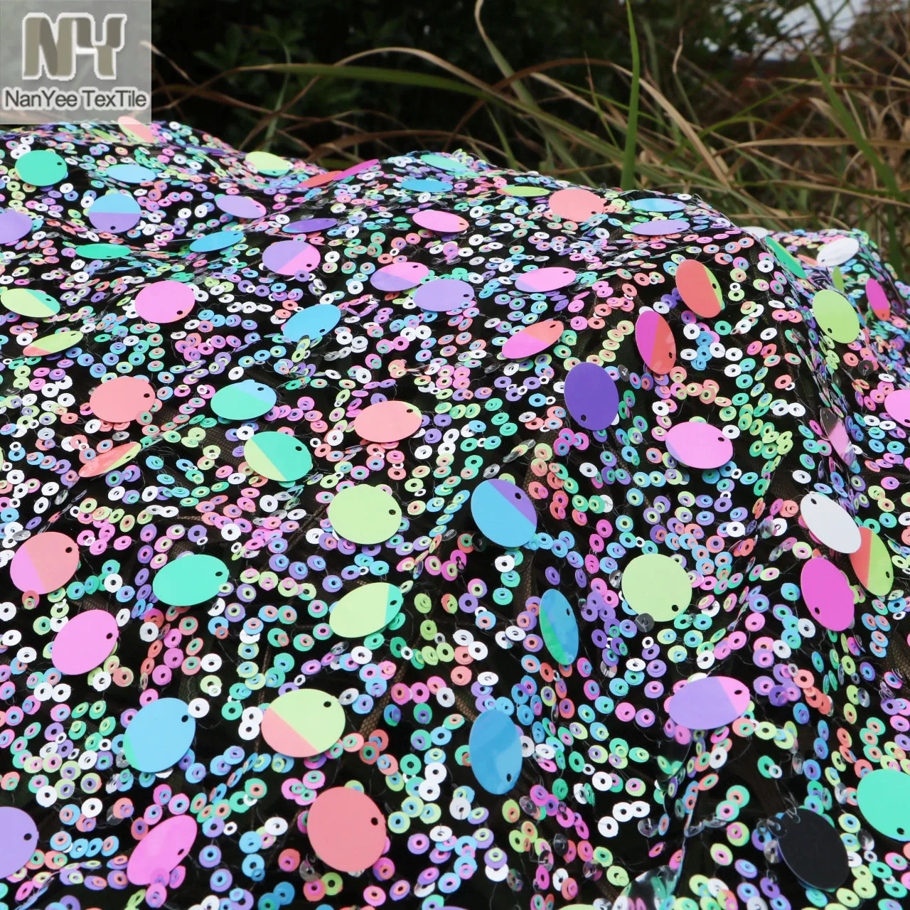 3+5+18mm Multi Mix Size Green Pink Purple Macaron Candy Rainbow Colorful Embroidery Dot Sequin Tulle Fabrics
3+5+18mm Multi Mix Size Green Pink Purple Macaron Candy Rainbow Colorful Embroidery Dot Sequin Tulle Fabrics