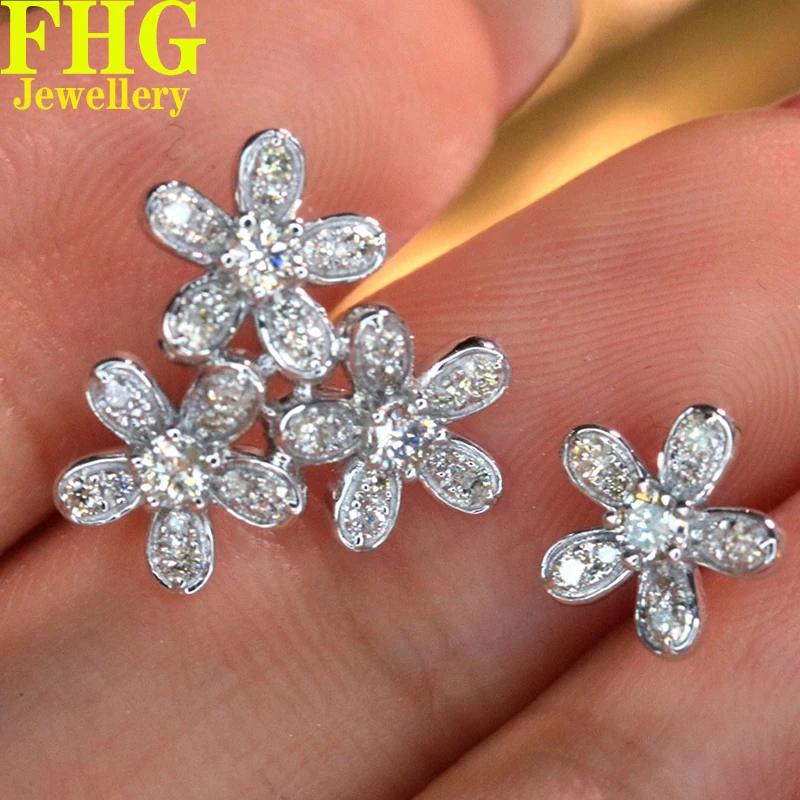 0.5 Carat 18K Au750 White Gold Natural diamond Earring Full diamond Flower Earrings Wedding Party Engagement Anniversary
0.5 Carat 18K Au750 White Gold Natural diamond Earring Full diamond Flower Earrings Wedding Party Engagement Anniversary