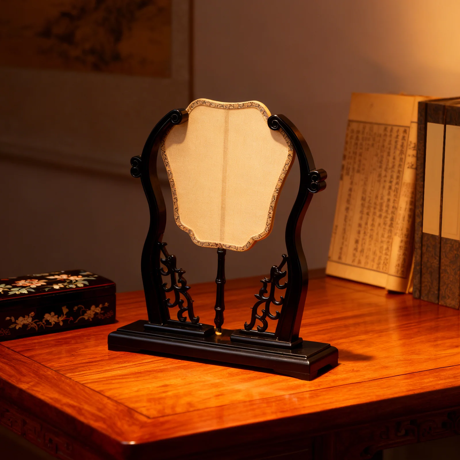 Decorative Fan Holder Stand for Japanese Paper Fans Resin Handheld Fan Display Base for Office Home Retail Space Saving Elegant
Decorative Fan Holder Stand for Japanese Paper Fans Resin Handheld Fan Display Base for Office Home Retail Space Saving Elegant