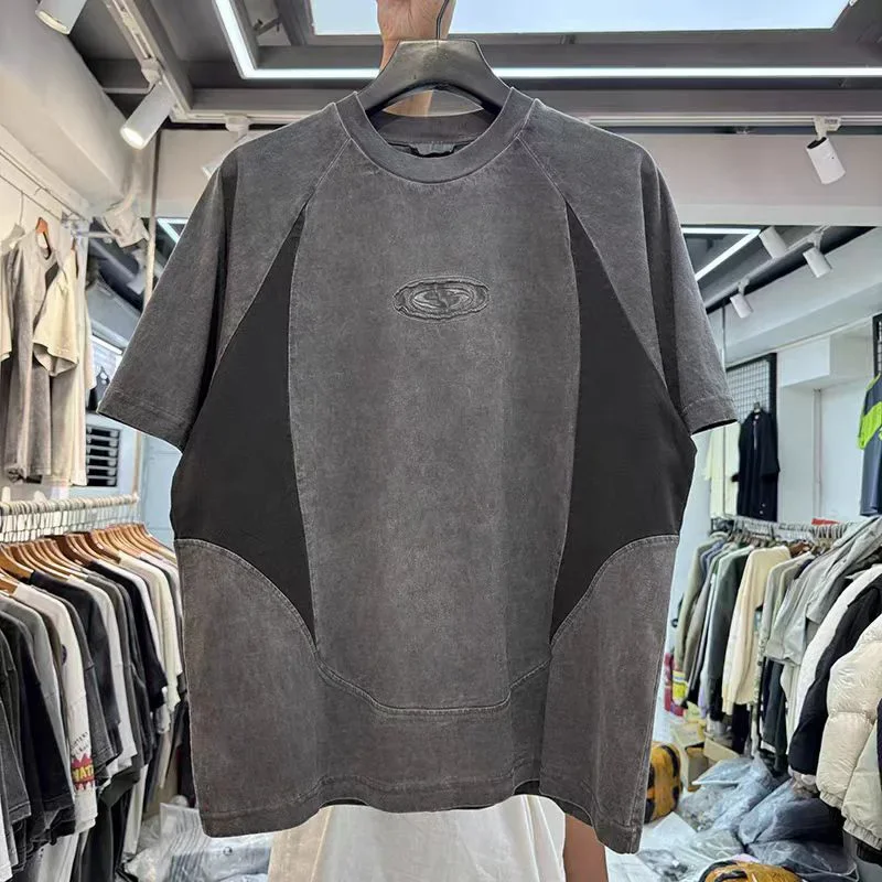 New Wash Splicing Pasting Casual T-shirt Heavyweight Small Neckline Cotton Loose Chaopai Men Woman Tops Tee
New Wash Splicing Pasting Casual T-shirt Heavyweight Small Neckline Cotton Loose Chaopai Men Woman Tops Tee