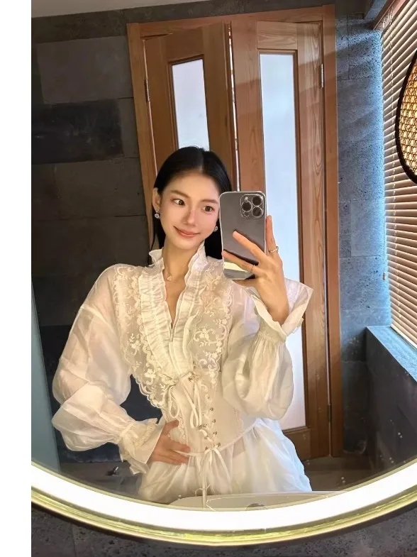 Romantic Knitted Shirt Waist Seal Set Commute Style Straight Tube Long Sleeve V-Neck Single Button Pure Color Female Hanfu
Romantic Knitted Shirt Waist Seal Set Commute Style Straight Tube Long Sleeve V-Neck Single Button Pure Color Female Hanfu