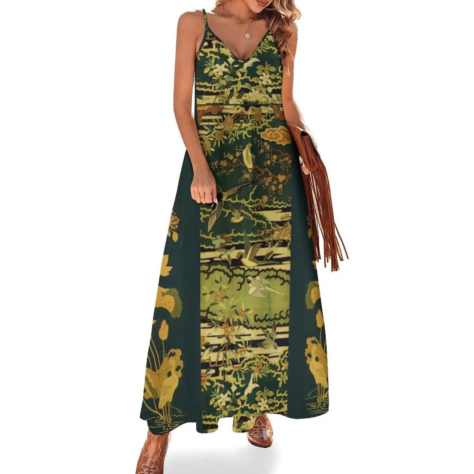 Birds,Phoenix Flowering Tree Branches Against Clouds,Egret,Lotus,Green Gold Yellow Floral Sleeveless Dress
Birds,Phoenix Flowering Tree Branches Against Clouds,Egret,Lotus,Green Gold Yellow Floral Sleeveless Dress