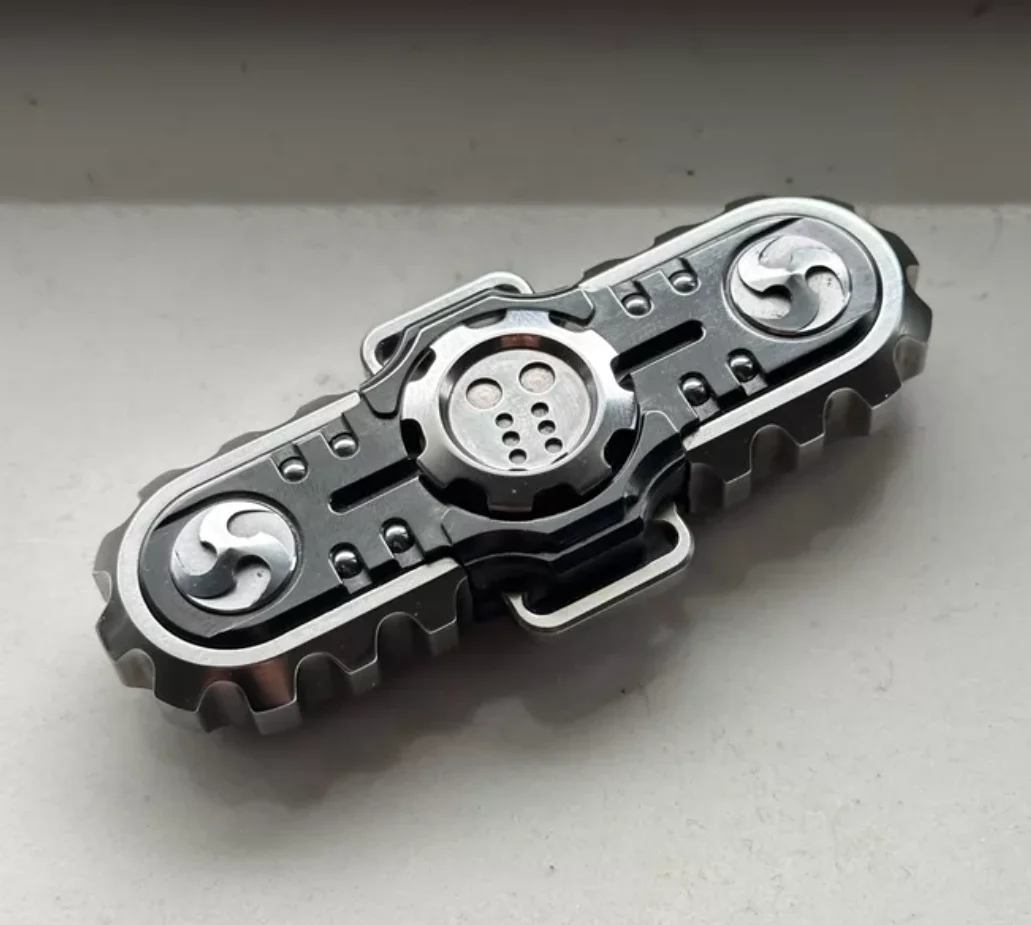 Used EDC B. M m390 Shengang Zirconium Saw 1.0 fidget decompression toy
Used EDC B. M m390 Shengang Zirconium Saw 1.0 fidget decompression toy