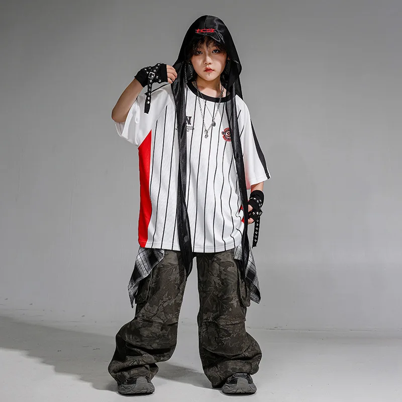 Детская одежда в стиле хип-хоп Kpop, белая полосатая футболка, топ, камуфляжные повседневные плиссированные брюки-карго для девочек и мальчиков, костюмы для джазовых танцев, одежда
Детская одежда в стиле хип-хоп Kpop, белая полосатая футболка, топ, камуфляжные повседневные плиссированные брюки-карго для девочек и мальчиков, костюмы для джазовых танцев, одежда