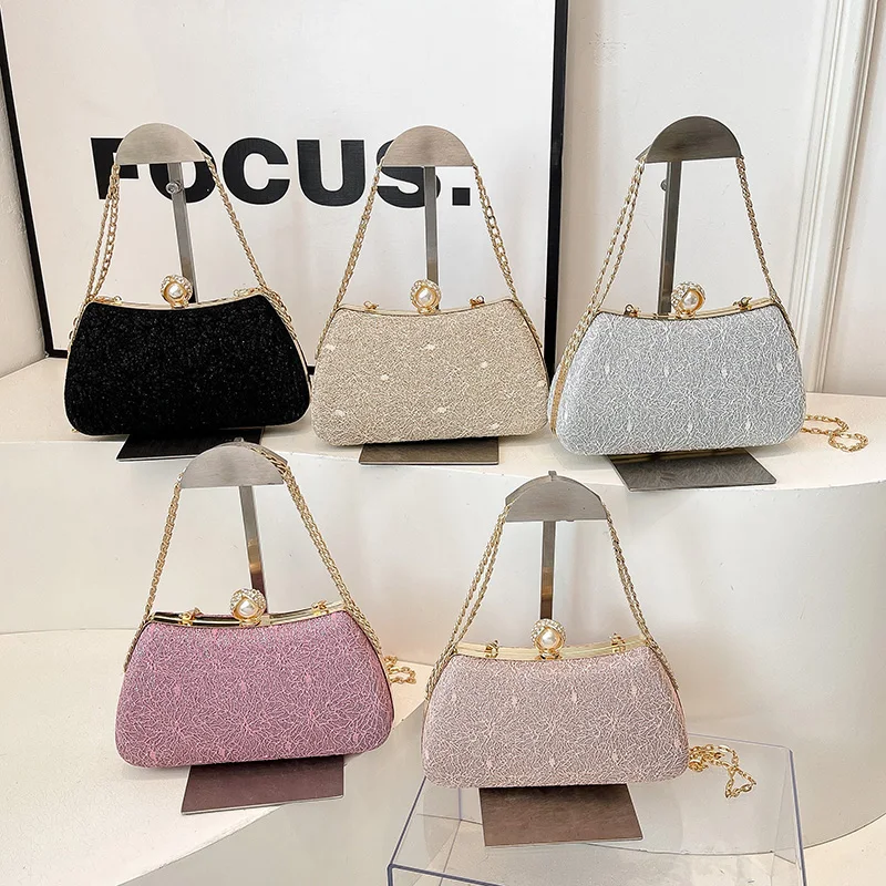 Luxury Shiny Lace Sequins Evening Bag Metal Buckle Clutch Bag Banquet Party Dinner Cheongsam Dress Sparkle Handbags with Chain
Luxury Shiny Lace Sequins Evening Bag Metal Buckle Clutch Bag Banquet Party Dinner Cheongsam Dress Sparkle Handbags with Chain