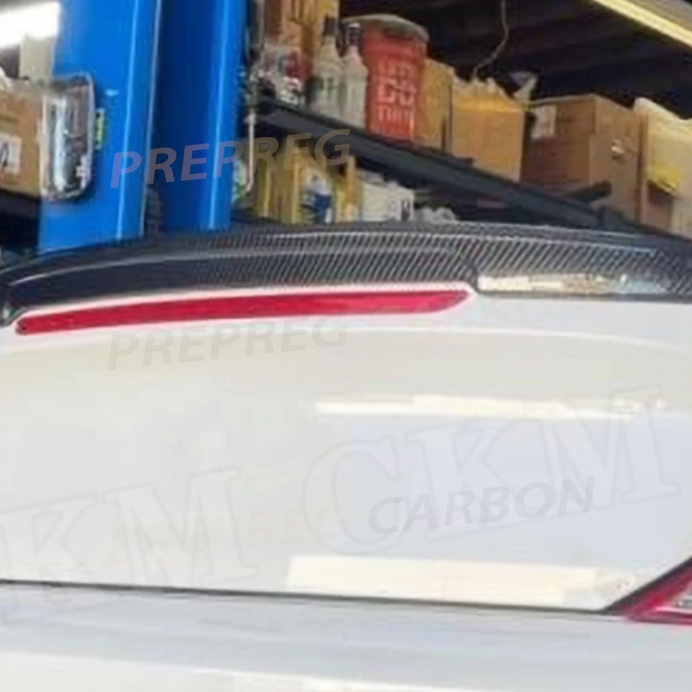 Carbon Fiber Rear Trunk Spoiler Wing Duckbill Rear Trunk Wing Spoiler Car Accessories for BMW 6 Series E63 E64 M6 2006-2010
Carbon Fiber Rear Trunk Spoiler Wing Duckbill Rear Trunk Wing Spoiler Car Accessories for BMW 6 Series E63 E64 M6 2006-2010