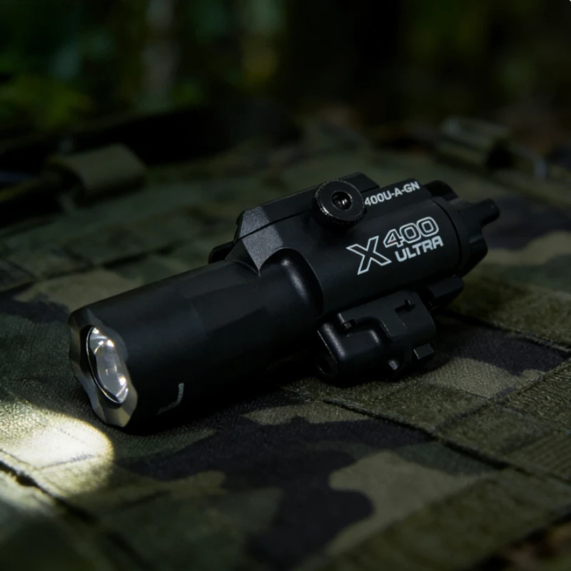 High Quality X400U Tactical Laser Flashlight 2-in-1 20mm Rail Mount Airsoft Guns Hunting Shooting Equipment
High Quality X400U Tactical Laser Flashlight 2-in-1 20mm Rail Mount Airsoft Guns Hunting Shooting Equipment