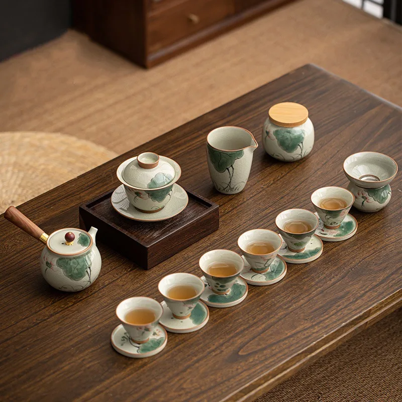Ge Kiln Hand-painted Kung Fu Tea Set Household Ceramic Chinese Style Living Room Reception Tea Brewing Gift Box Complete Tea Set
Ge Kiln Hand-painted Kung Fu Tea Set Household Ceramic Chinese Style Living Room Reception Tea Brewing Gift Box Complete Tea Set