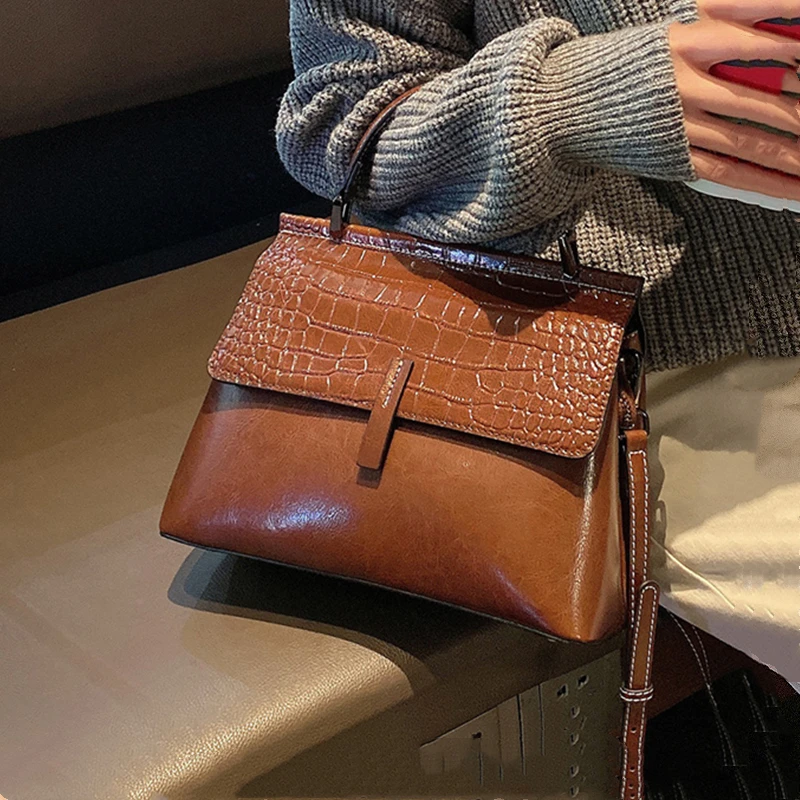 Toptrends Crocodile Pattern Genuine Leather Tote Shoulder Bags For Women 2025 Luxury Designer Satchel Commuting Ladies Handbags
Toptrends Crocodile Pattern Genuine Leather Tote Shoulder Bags For Women 2025 Luxury Designer Satchel Commuting Ladies Handbags