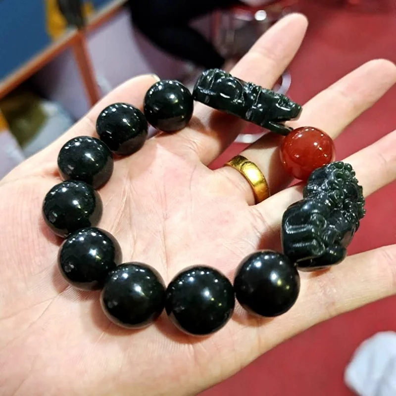 Hotan Green Jade Round Bead Pixiu Bracelet Men and Women
Hotan Green Jade Round Bead Pixiu Bracelet Men and Women