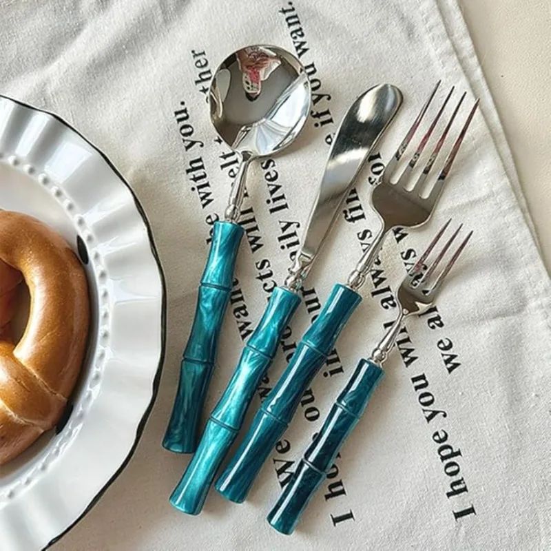 Набор столовых приборов из 5 предметов: классические приборы из нержавеющей стали 304 в бамбуковом стиле, роскошные, легко моющиеся
Набор столовых приборов из 5 предметов: классические приборы из нержавеющей стали 304 в бамбуковом стиле, роскошные, легко моющиеся