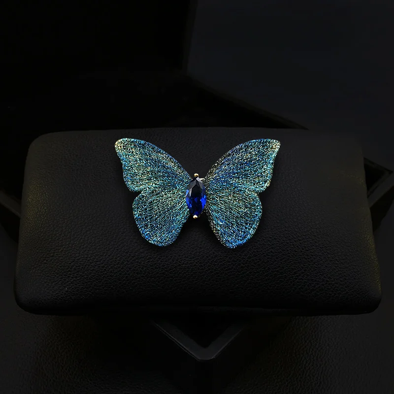 1795 Metal Crocheted Handmade Embroidered Fabric Butterfly Brooch Women's Luxury Elegant Insect Pin Suit Corsage Vintage Jewelry
1795 Metal Crocheted Handmade Embroidered Fabric Butterfly Brooch Women's Luxury Elegant Insect Pin Suit Corsage Vintage Jewelry