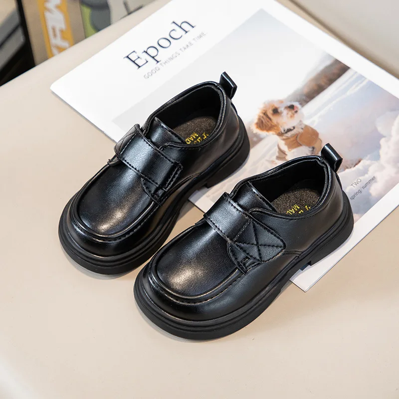 Новые детские черные кожаные туфли на флисовой подкладке, теплая школьная обувь унисекс в стиле Британской академии на весну, осень-зиму
Новые детские черные кожаные туфли на флисовой подкладке, теплая школьная обувь унисекс в стиле Британской академии на весну, осень-зиму