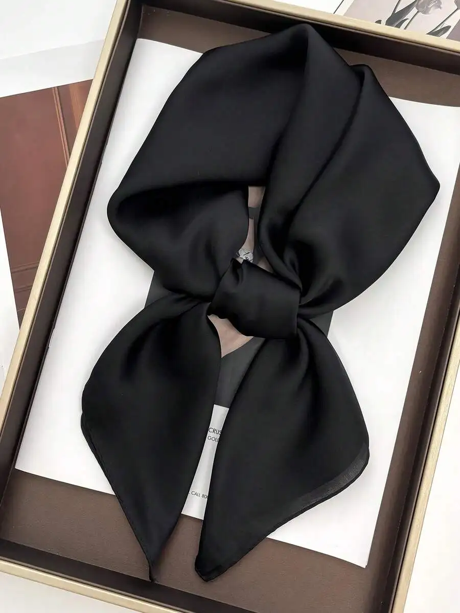 1pc Solid Color Neckerchief, Women's Small Shawl Scarf Headband, 70x70cm Square Headscarf, Suitable For Dress Matching
1pc Solid Color Neckerchief, Women's Small Shawl Scarf Headband, 70x70cm Square Headscarf, Suitable For Dress Matching