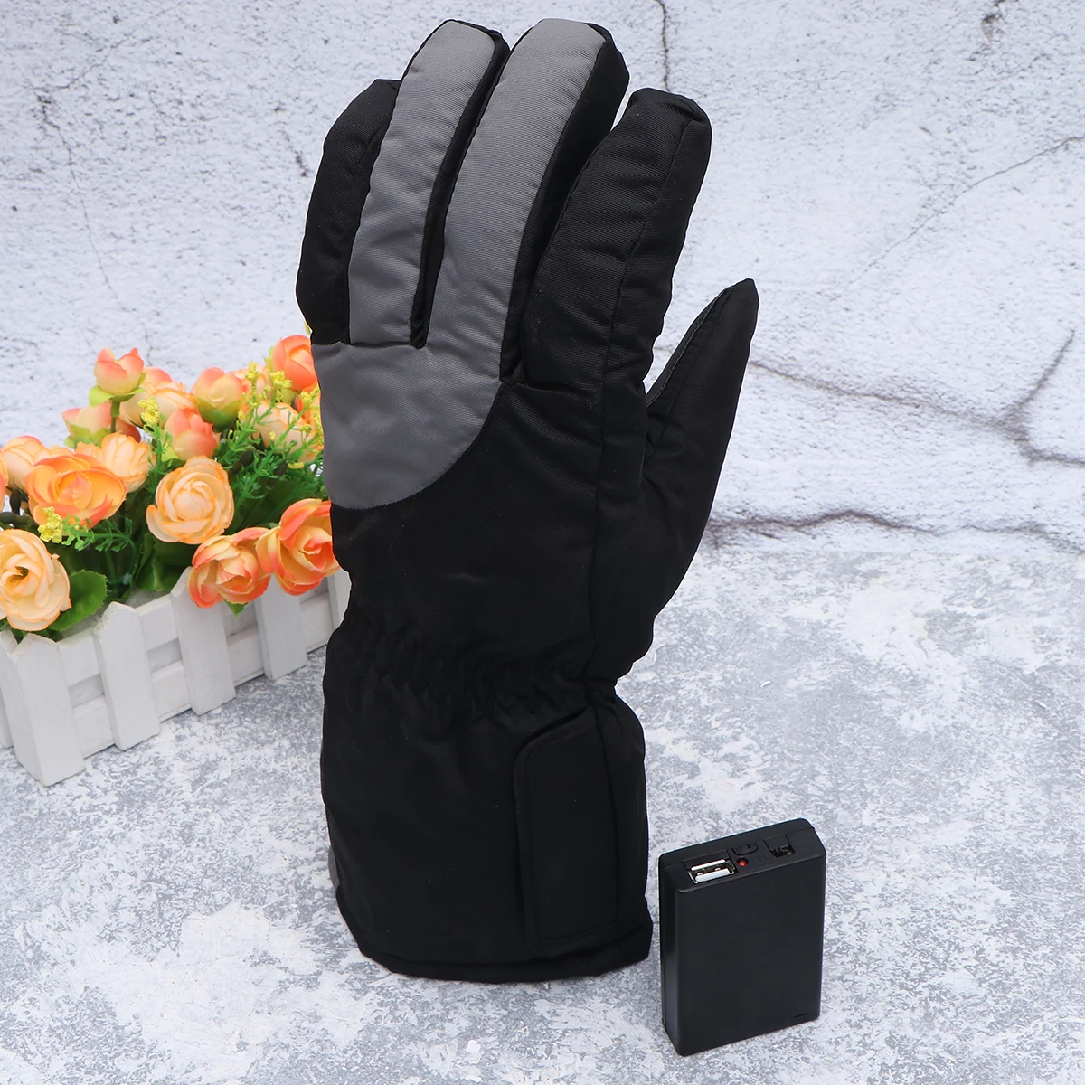 1 Pair Of Anti-Slip Heated Gloves Rechargeable Thermal Gloves Winter Ski Gloves For Cold Weather Activities
1 Pair Of Anti-Slip Heated Gloves Rechargeable Thermal Gloves Winter Ski Gloves For Cold Weather Activities