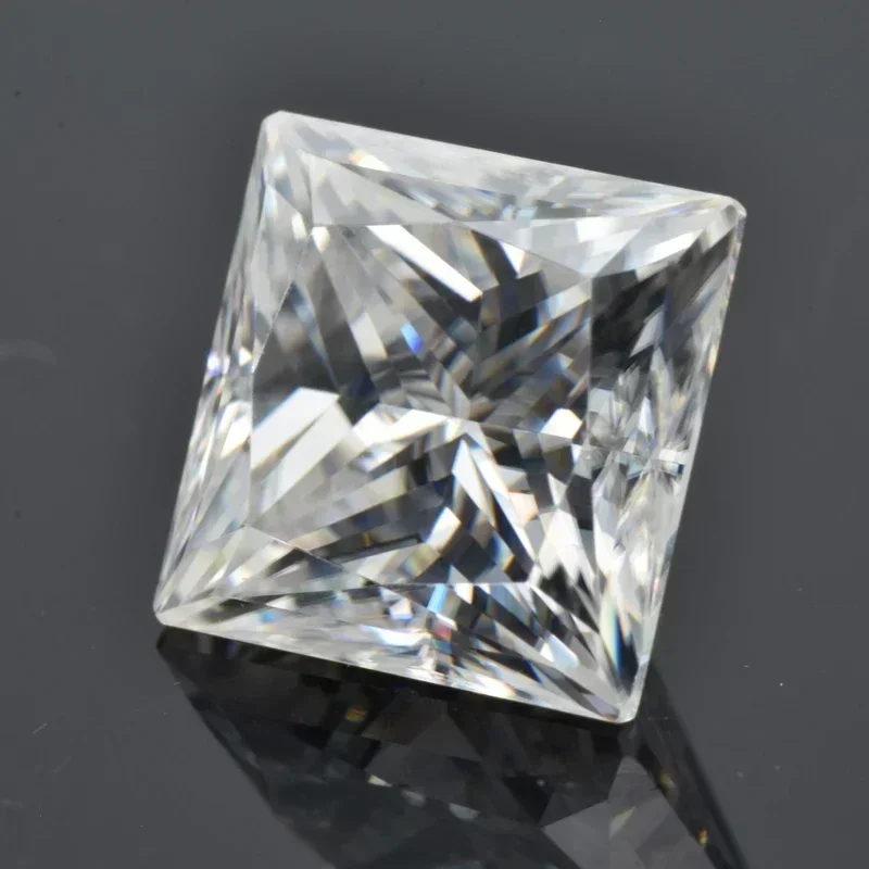 Moissanite Stone Princess Cut White D Color VVS1 Gemstone for DIY Charms Ring Necklace Earrings Gift with GRA Certificate
Moissanite Stone Princess Cut White D Color VVS1 Gemstone for DIY Charms Ring Necklace Earrings Gift with GRA Certificate