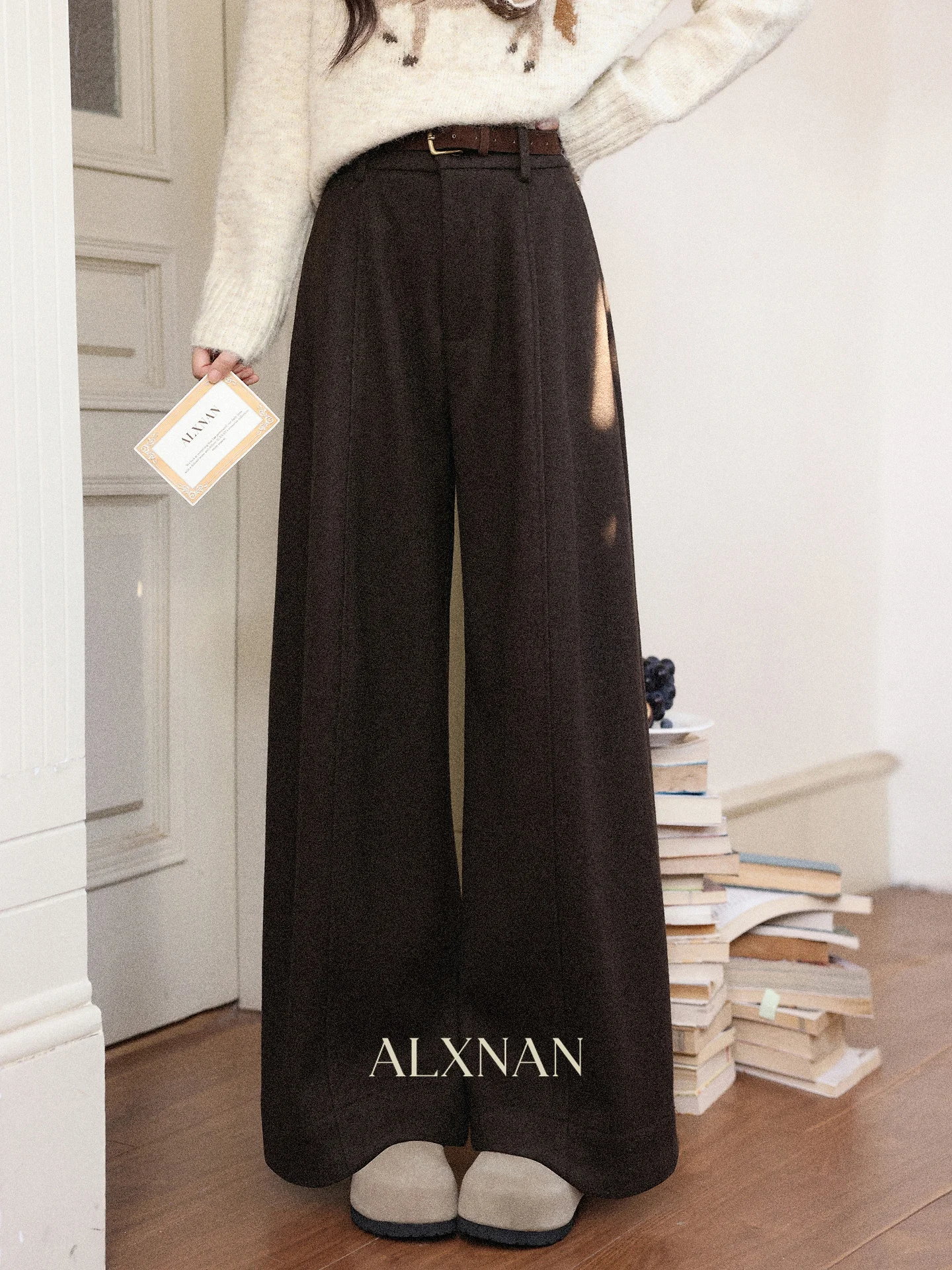 Женские повседневные брюки с высокой талией, широкими штанинами и прямым кроем, цвета капучино, зимние, свободные, удобные
Женские повседневные брюки с высокой талией, широкими штанинами и прямым кроем, цвета капучино, зимние, свободные, удобные