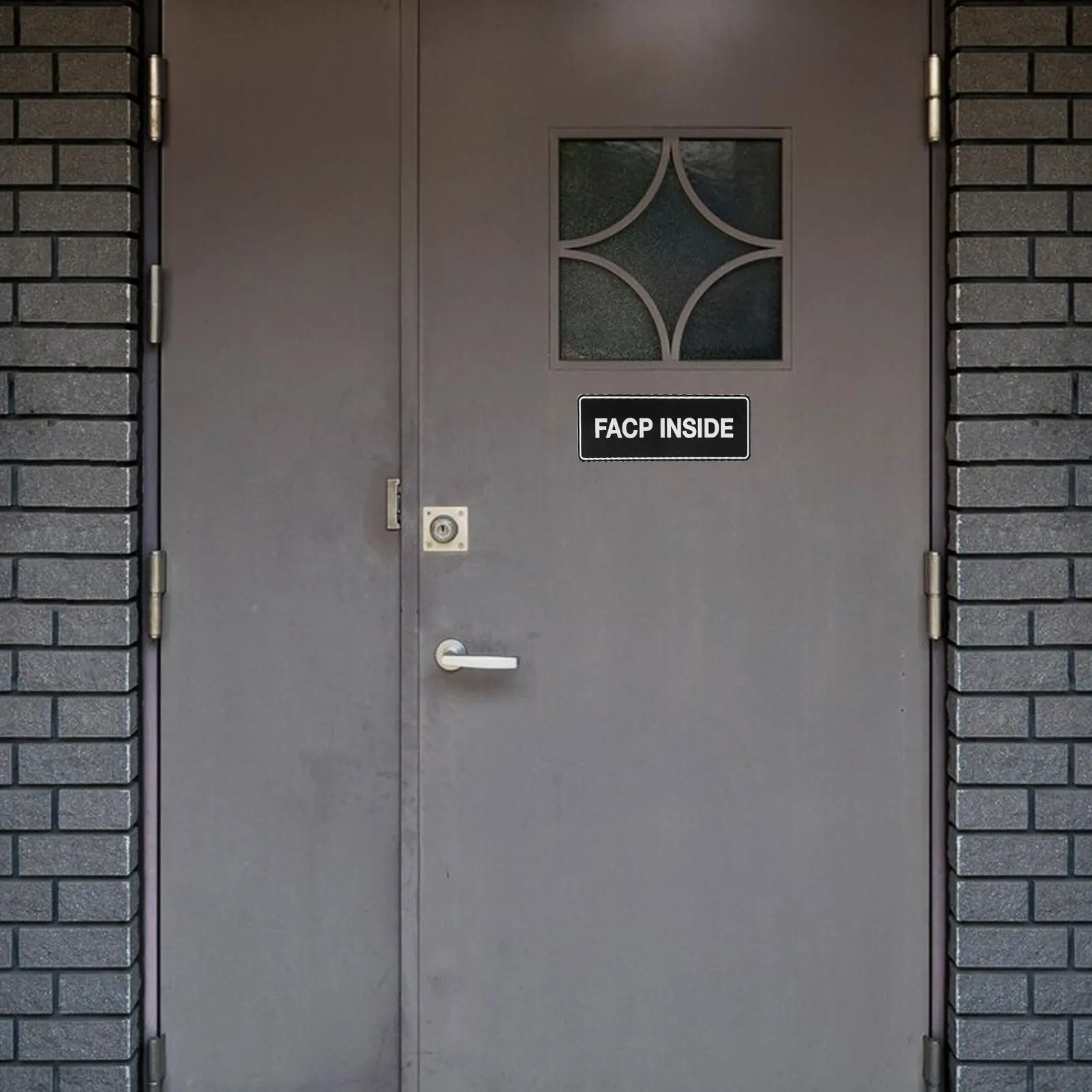 Emergency Fire Alarming Control Panel Warning Sign Durable Safety Label for Factory Fire Safety Reminder Emergency Sign
Emergency Fire Alarming Control Panel Warning Sign Durable Safety Label for Factory Fire Safety Reminder Emergency Sign