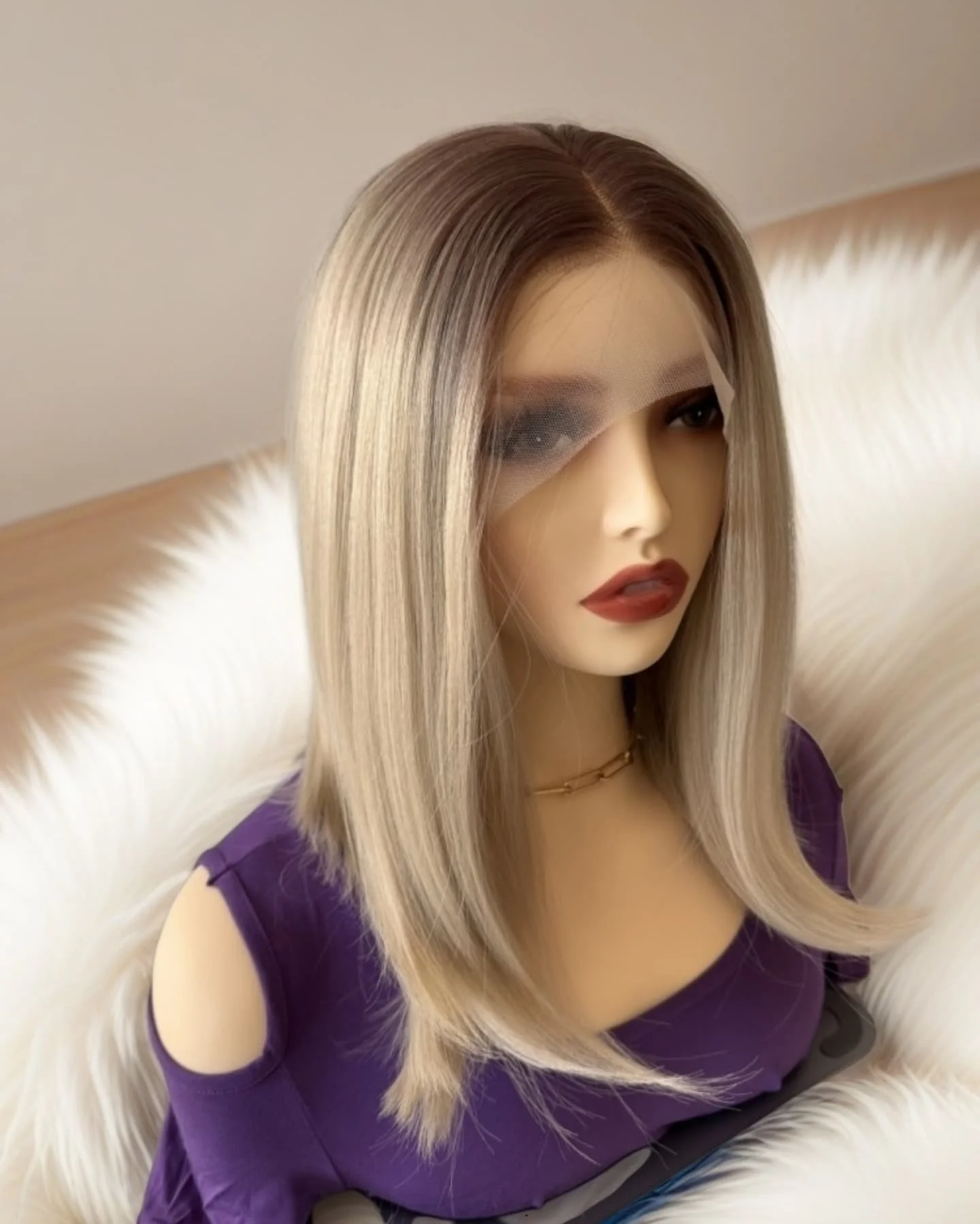 High Quality Synthetic Lace Front Wig Dark Roots Ombre Ash Blonde Wig Short Straight Glueless Wig For Women Daily Use
High Quality Synthetic Lace Front Wig Dark Roots Ombre Ash Blonde Wig Short Straight Glueless Wig For Women Daily Use