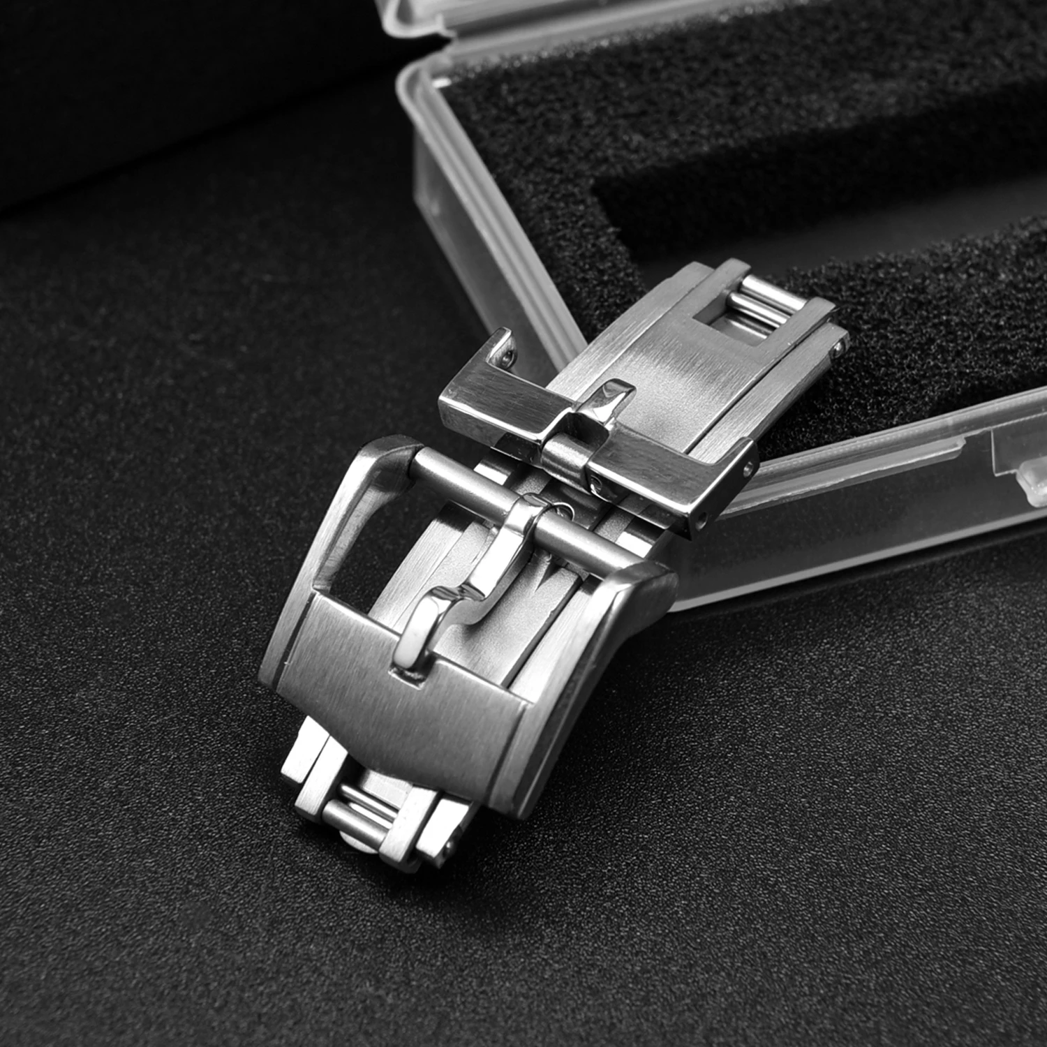 316L Stainless Steel Deployant Watch Buckle For Traditional Watch Strap 16mm 18mm Brushed Folding Watch Clasp For Delugs
316L Stainless Steel Deployant Watch Buckle For Traditional Watch Strap 16mm 18mm Brushed Folding Watch Clasp For Delugs