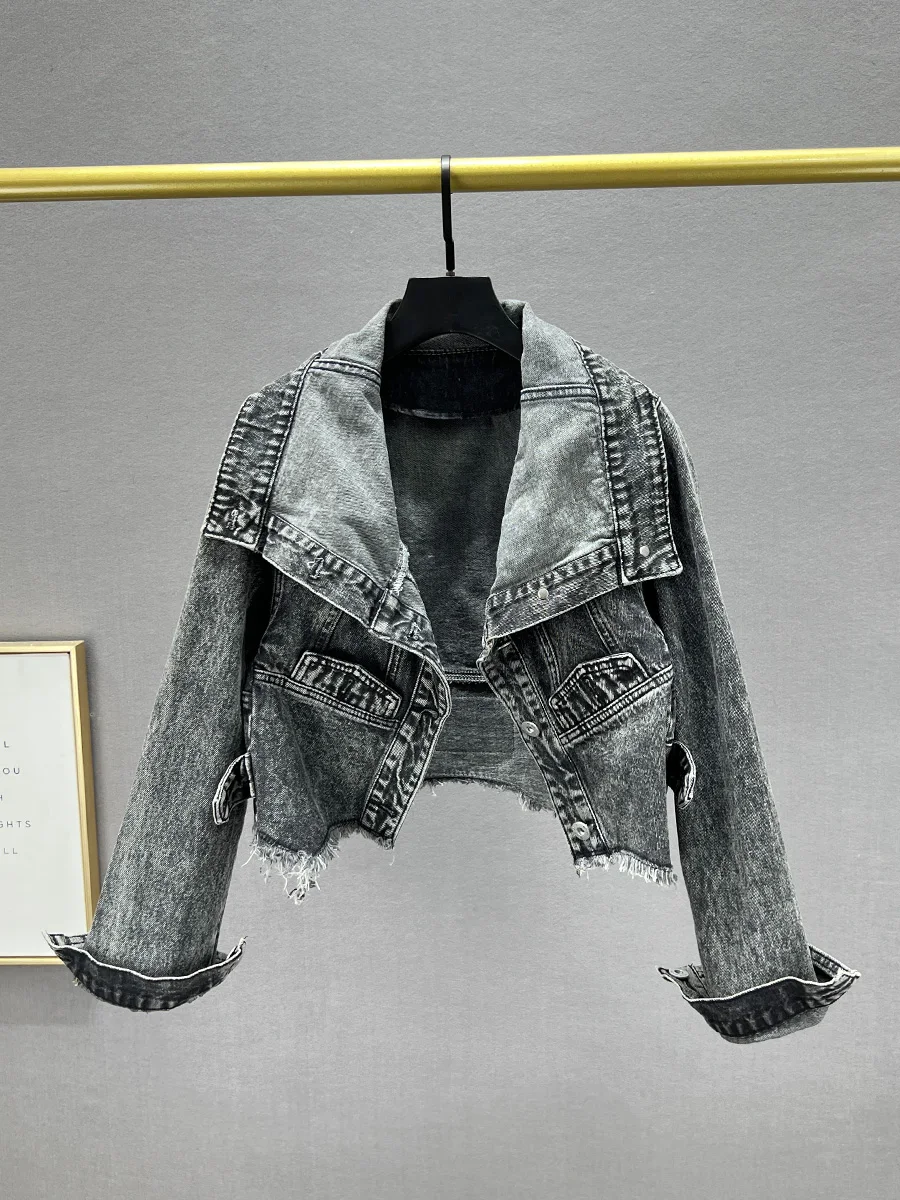 Slim Fit Short Denim Jacket Women's Trendy 2024 New Autumn Long Sleeve Street Style Cotton Polyester Blend Collar Button...
Slim Fit Short Denim Jacket Women's Trendy 2024 New Autumn Long Sleeve Street Style Cotton Polyester Blend Collar Button...
