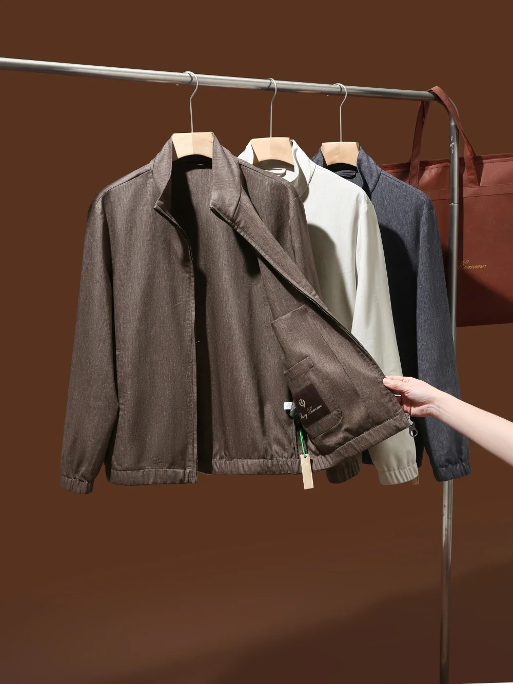 Linen Pilot Jacket for Men Vintage Style Stand Collar Zipper Closure Standard Fit Long Sleeve Spring Autumn Outerwear
Linen Pilot Jacket for Men Vintage Style Stand Collar Zipper Closure Standard Fit Long Sleeve Spring Autumn Outerwear